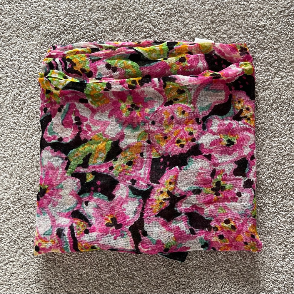 Lilly Pulitzer Riley Infinity Loop Scarf - Picture 2 of 12